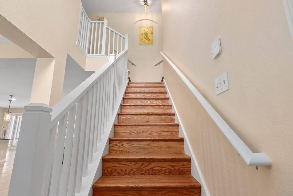 Lakeview W/8 Bedroom 5 Kingsuite 3 Miles To Disney Kissimmee Esterno foto