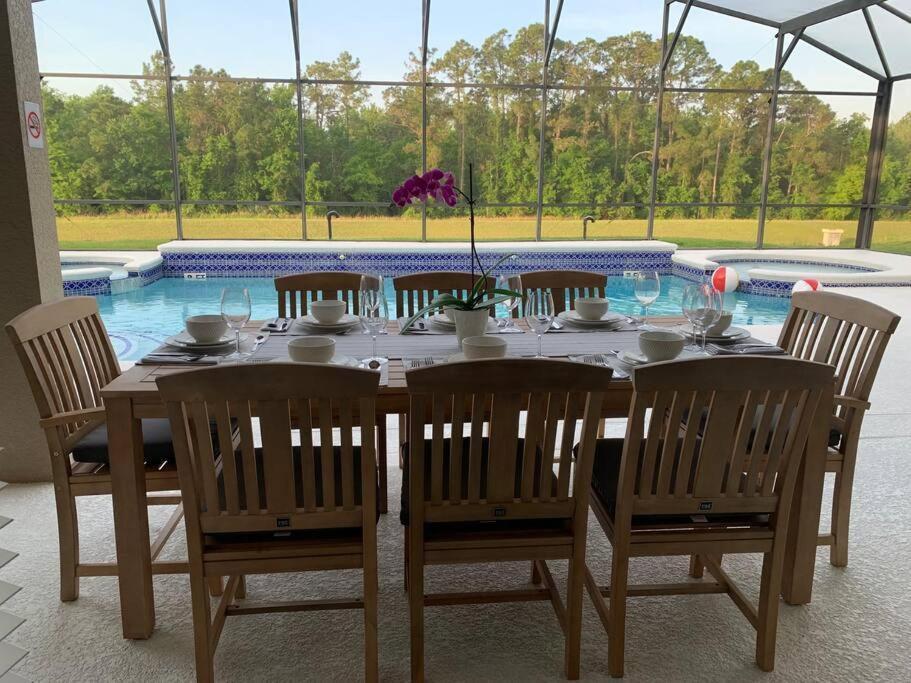 Lakeview W/8 Bedroom 5 Kingsuite 3 Miles To Disney Kissimmee Esterno foto