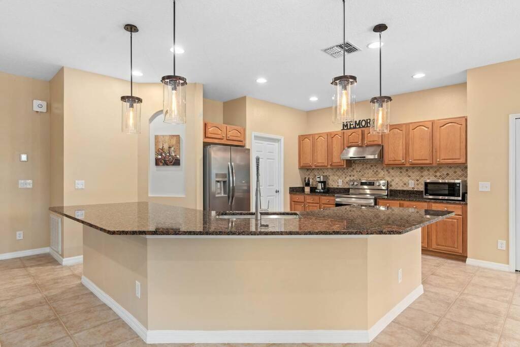 Lakeview W/8 Bedroom 5 Kingsuite 3 Miles To Disney Kissimmee Esterno foto