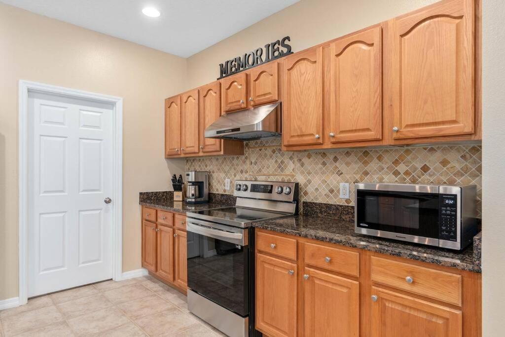 Lakeview W/8 Bedroom 5 Kingsuite 3 Miles To Disney Kissimmee Esterno foto